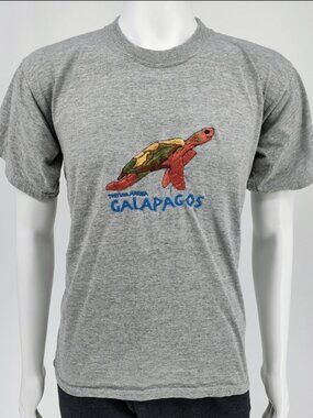 Andes T-Shirts "Tortuga Marina Galapagos" Embroidered Turtle T-Shirt (Large)